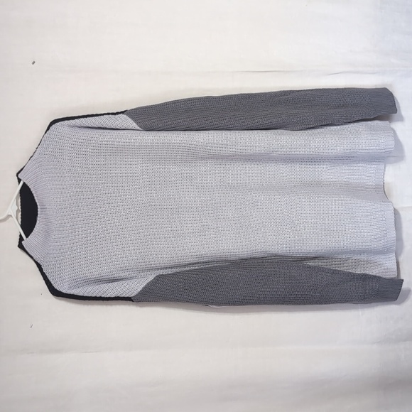 Long Tall Sally LTS Colorblock Grey Black Mockneck Sweater Tunic Size US 14-16 - Picture 1 of 4